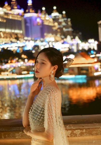 琳琳女友系列小说全集免费_BD英语全集在线观看