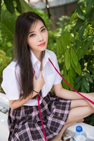 花季传媒一天三次_BD韩语在线观看高清