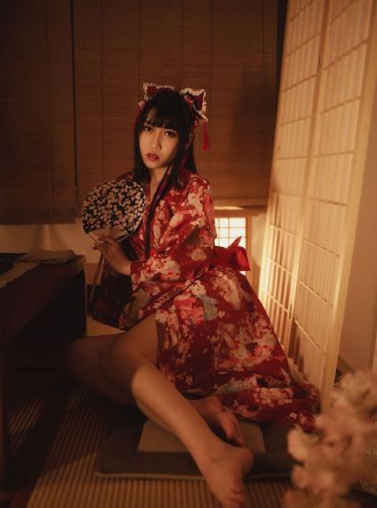 出轨熟女人妻HD中文_BD英语在线观看